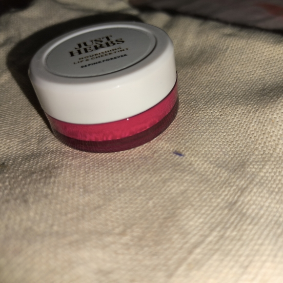 Just Herbs Lip and cheek tint - Picture 2 of 2